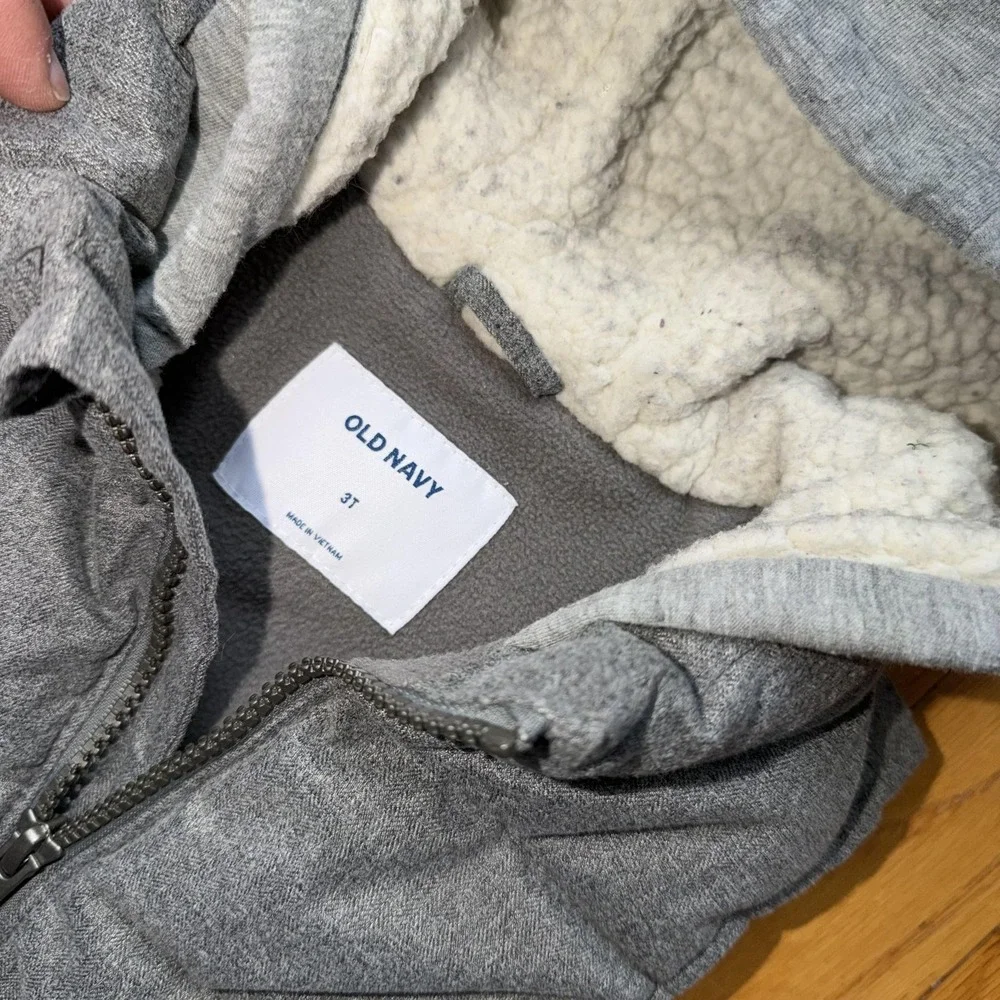 Old Navy Puffer Vest‎ Toddler 3T Gray Hooded Sherpa Lined Quilted Zip Warm